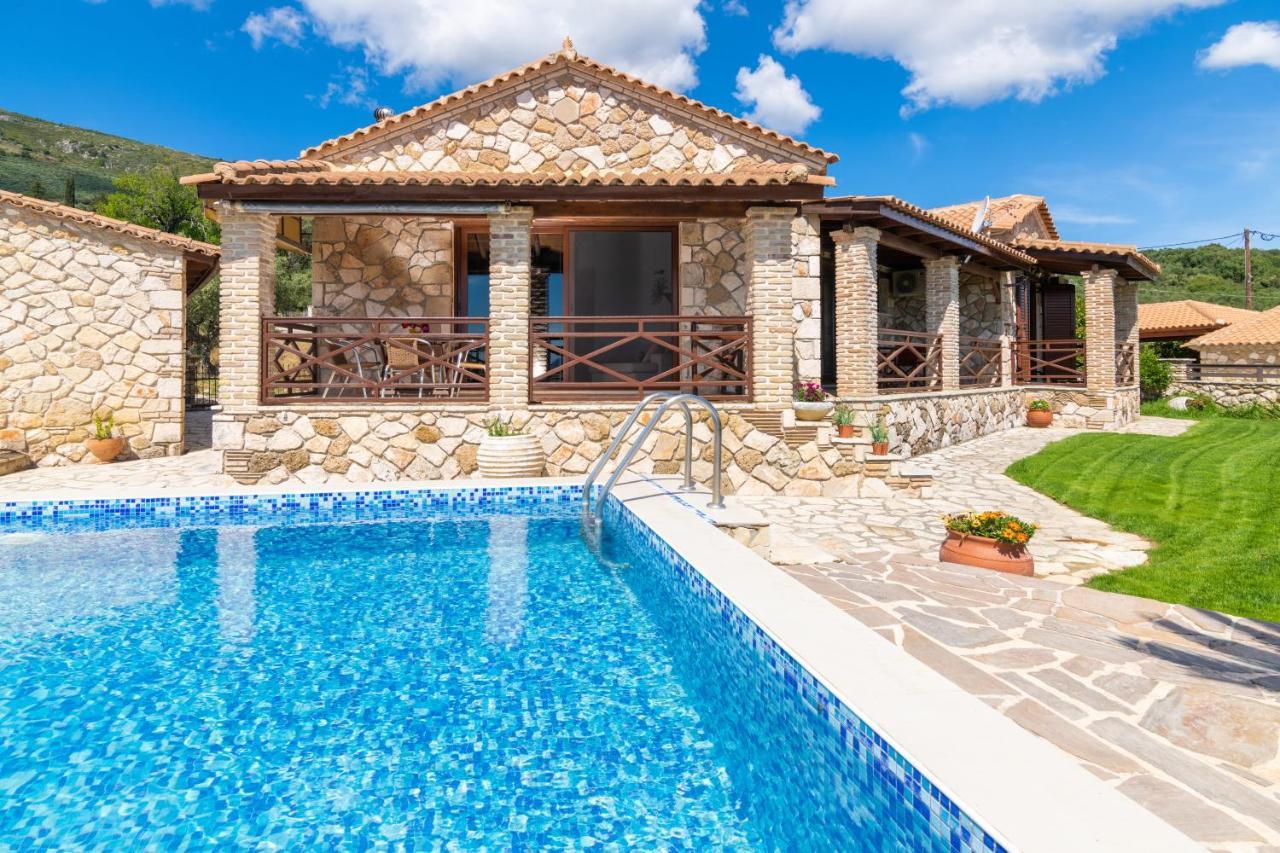 Mouzákion Villa La Isla With Private Pool מראה חיצוני תמונה